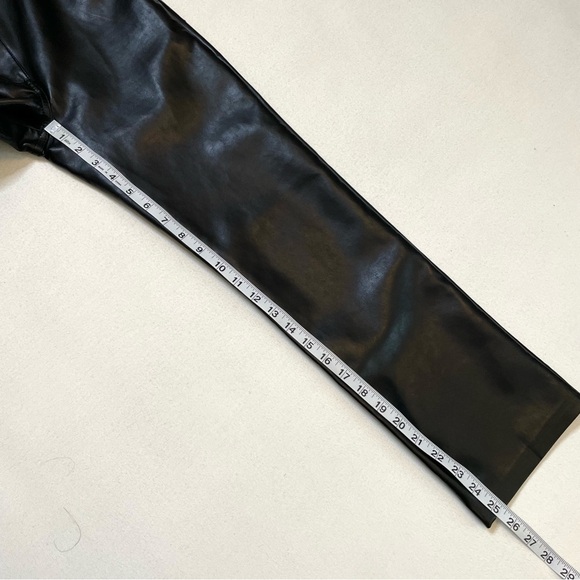 Aritzia Wilfred Melina vegan leather pants 00 - Picture 14 of 14